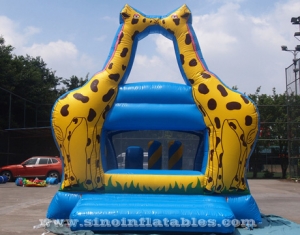 Castillo hinchable inflable jirafa grande para niños