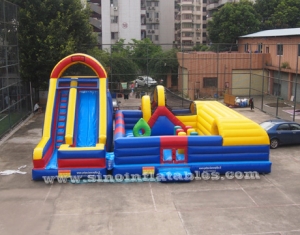 parque de atracciones inflable gigante para niños al aire libre