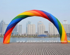 arco de arco iris inflable publicitario
