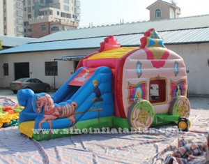 los niños de la princesa de transporte inflable castillo hinchable con tobogán