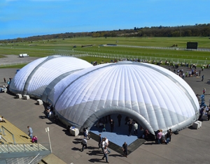 Carpa de cúpula inflable para ferias comerciales supergigantes