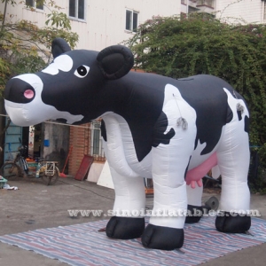 5 metros de largo inflable gigante de la publicidad de la leche de vaca