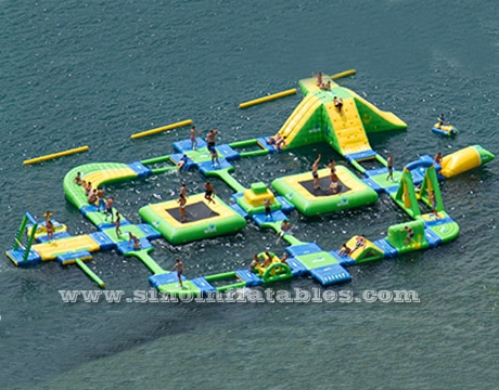 outdoor adults giant inflatable floating water park